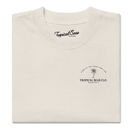 Oversized faded t-shirt featuring a boxy fit and wide neck ribbing made from 100% carded cotton