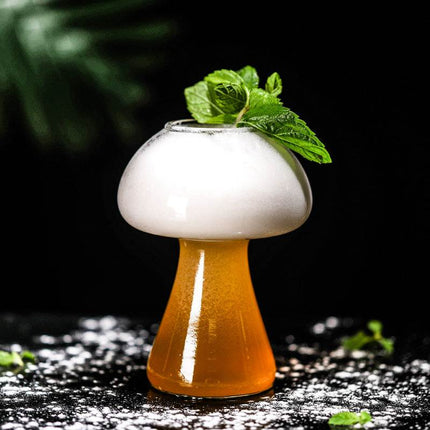 Cute mushroom cocktail glass cup with straw for drinks, 280ml capacity
