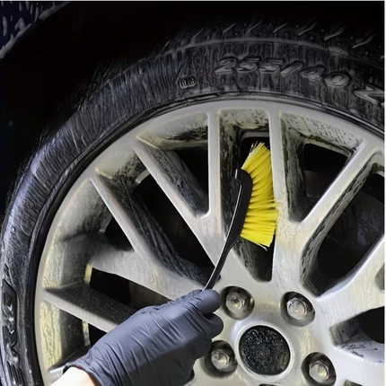 1pc Multi-Use Car Wheel Brush – Yellow Bristle Detailing Brush with Black Ergonomic Handle