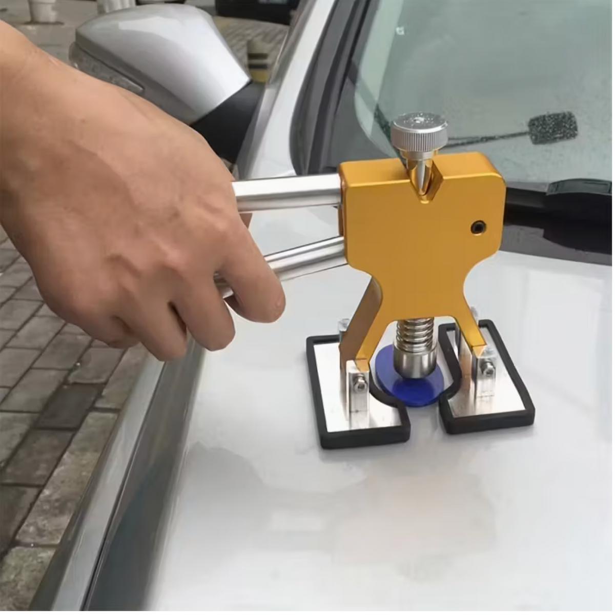 Automotive Body Repair Tool Kit for Removing Dents Without Paint, Featuring a Mechanical T-Bar Dent Puller, Sheet Metal Slide, And Various Sizes of Suction Cups, Without Battery