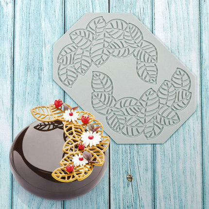 Heart Leaf Lace silicone cake decoration mold with intricate heart-shaped leaf and lace patterns for fondant and gum paste designs