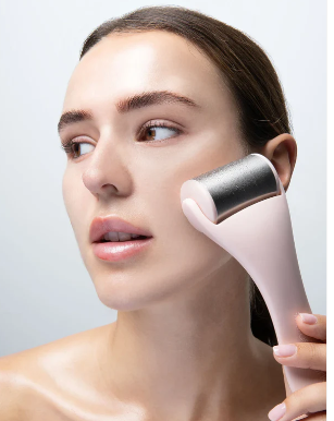 Stainless steel facial massage and beauty care tool for skincare and puffiness reduction