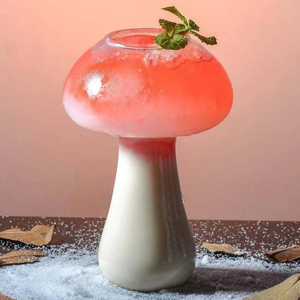 Cute mushroom cocktail glass with straw and 280ml capacity for drinks