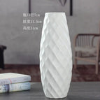 31cm high diamond pattern bottle