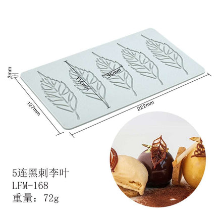 Heart Leaf Lace silicone fondant mold with intricate heart-shaped leaf and lace designs for cake decoration