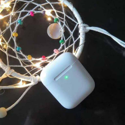 i80 TWS Bluetooth Earbuds with Wireless Charging